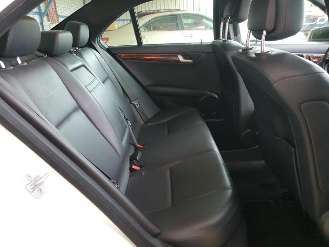 WDDGF8BB0CA717318 - 2012 MERCEDES-BENZ C 300 4MATIC WHITE photo 10