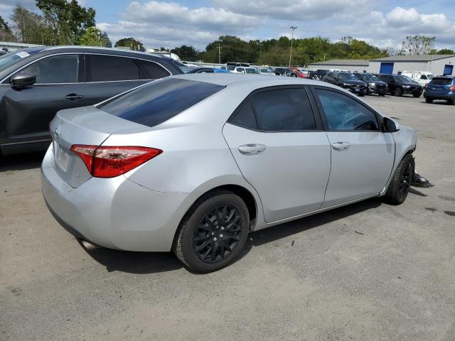 2T1BURHE3JC099650 - 2018 TOYOTA COROLLA L SILVER photo 3