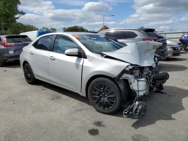 2T1BURHE3JC099650 - 2018 TOYOTA COROLLA L SILVER photo 4