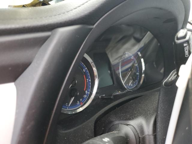 2T1BURHE3JC099650 - 2018 TOYOTA COROLLA L SILVER photo 9