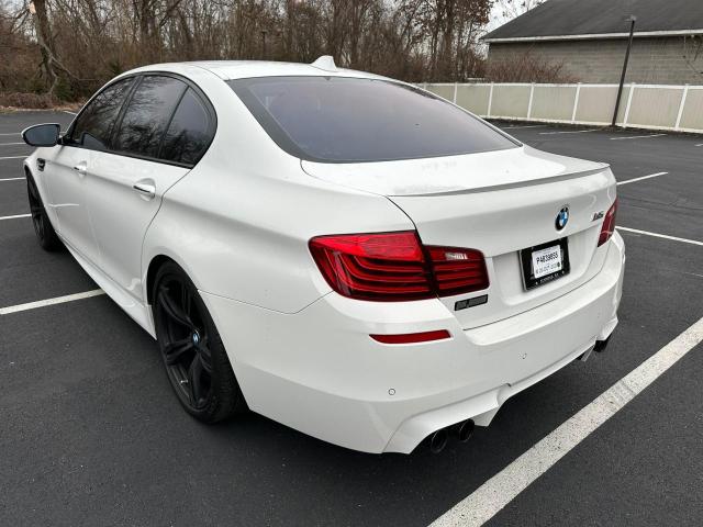 WBSFV9C54FD594710 - 2015 BMW M5 WHITE photo 2