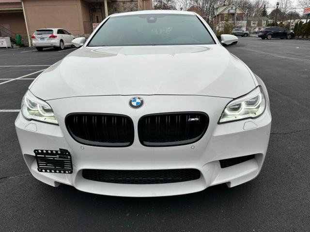 WBSFV9C54FD594710 - 2015 BMW M5 WHITE photo 5