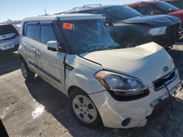 KNDJT2A50C7421603 - 2012 KIA SOUL TAN photo 4