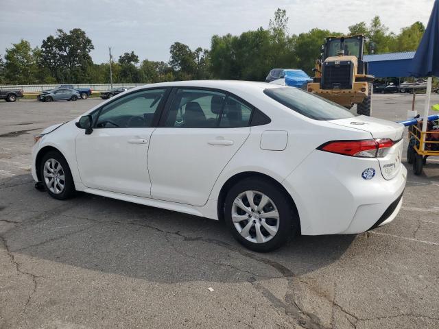 5YFEPRAE8LP118730 - 2020 TOYOTA COROLLA LE WHITE photo 2