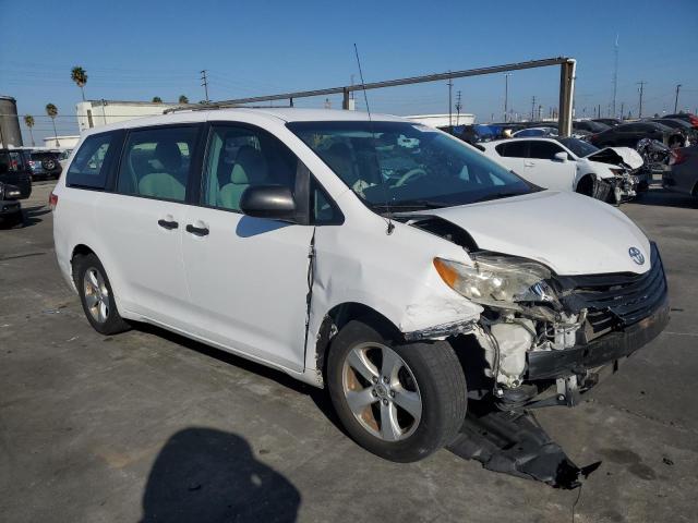 5TDZK3DC7DS360232 - 2013 TOYOTA SIENNA WHITE photo 4