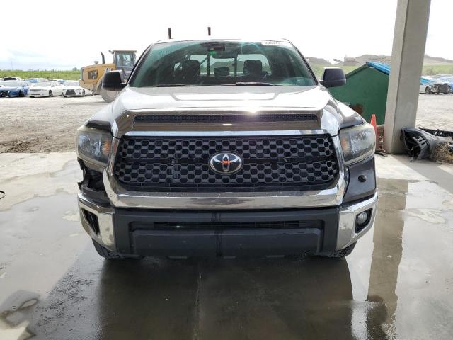 5TFTY5F17LX011320 - 2020 TOYOTA TUNDRA DOUBLE CAB SR/SR5 GRAY photo 5