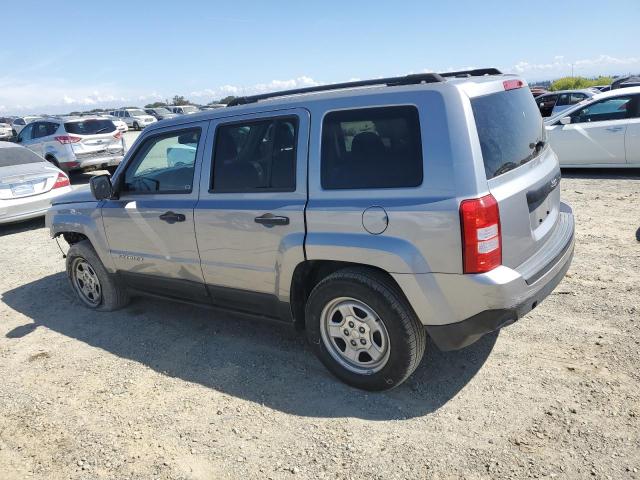 1C4NJPBA4GD569194 - 2016 JEEP PATRIOT SPORT SILVER photo 2