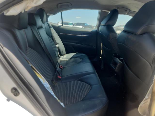 4T1B11HK0KU818837 - 2019 TOYOTA CAMRY L 白色 照片 10