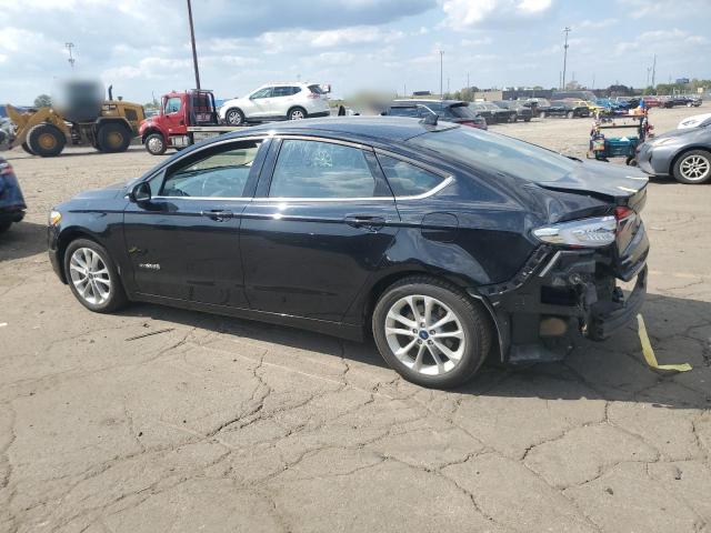 3FA6P0LU9KR168359 - 2019 FORD FUSION SE BLACK photo 2
