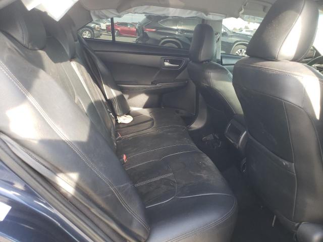 4T1BF1FK2HU636358 - 2017 TOYOTA CAMRY LE BLUE photo 10