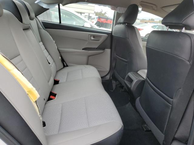 4T1BF1FK0HU392127 - 2017 TOYOTA CAMRY LE WHITE photo 10