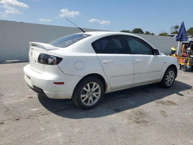 JM1BK12FX81865770 - 2008 MAZDA 3 I WHITE photo 3