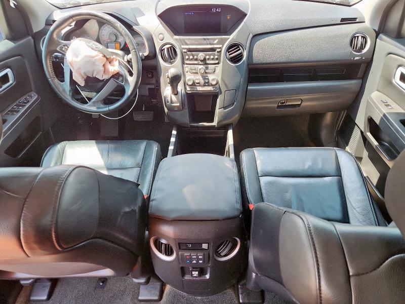 5FNYF3H5XDB035705 - 2013 HONDA PILOT EXL SILVER photo 8