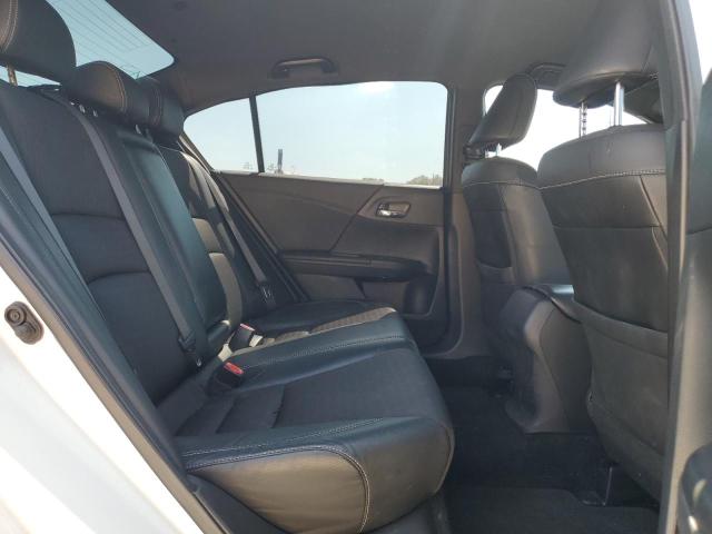 1HGCR2F54HA121655 - 2017 HONDA ACCORD SPORT WHITE photo 10