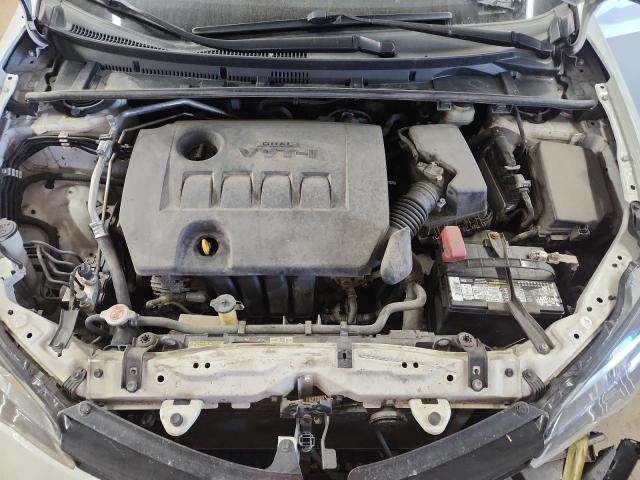 5YFBURHE9JP854350 - 2018 TOYOTA COROLLA L 白色 照片 11