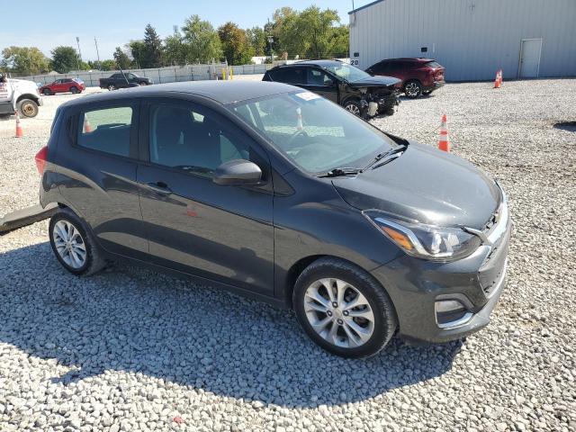 KL8CD6SA5MC732440 - 2021 CHEVROLET SPARK 1LT ნაცრისფერი ფოტო 4