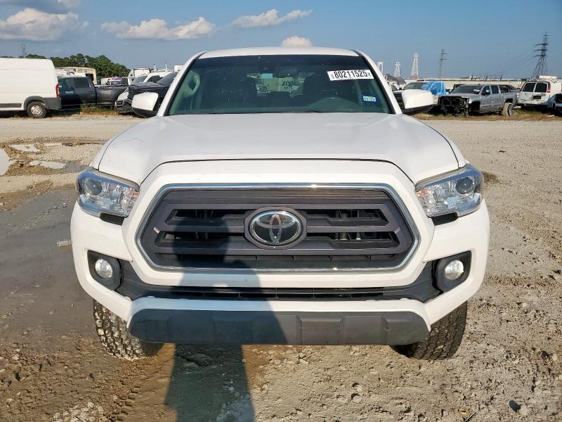 3TMBZ5DN2MM031609 - 2021 TOYOTA TACOMA DOUBLE CAB Weiß Foto 5