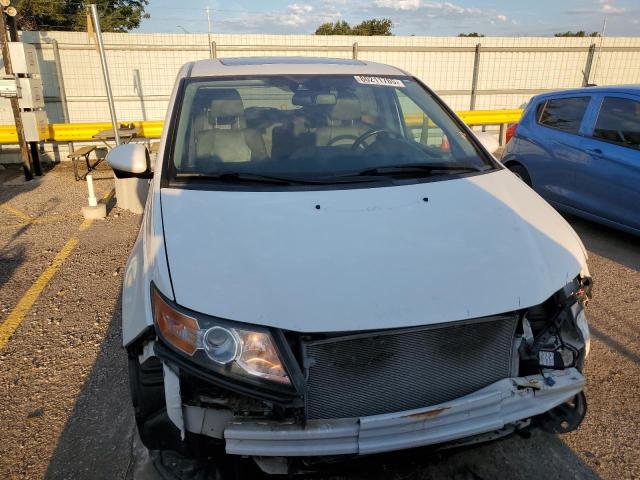 5FNRL5H65GB139508 - 2016 HONDA ODYSSEY EXL WHITE photo 5