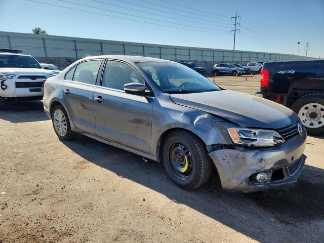 3VWGZ7AJ0BM397159 - 2011 VOLKSWAGEN JETTA SEL GRAY photo 4