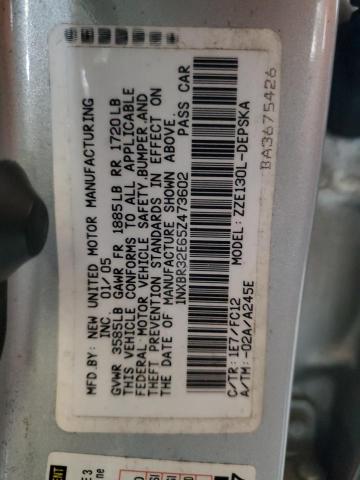 1NXBR32E65Z473602 - 2005 TOYOTA COROLLA CE SILVER photo 13