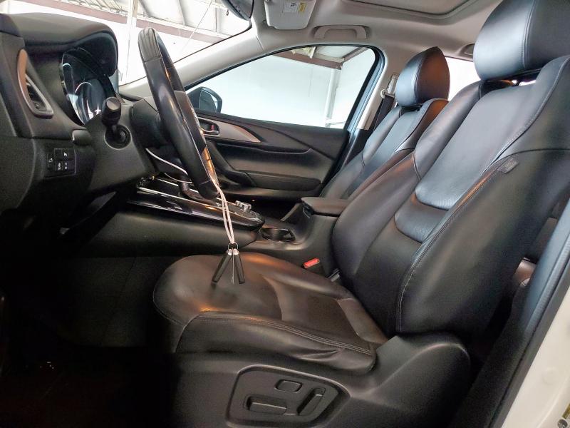 JM3TCACY3J0229583 - 2018 MAZDA CX-9 TOURING WHITE photo 7