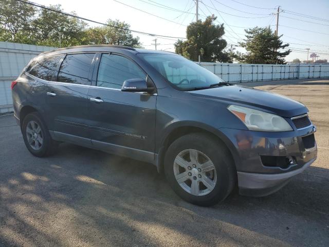 1GNER23D29S167796 - 2009 CHEVROLET TRAVERSE LT GRAY photo 4