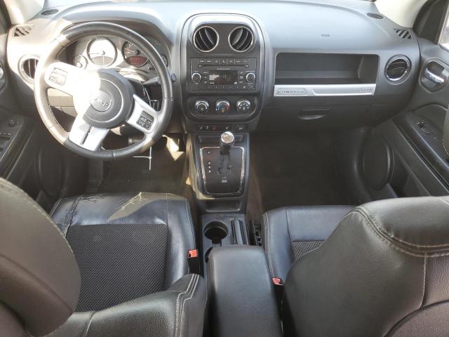 1C4NJCBA8GD777250 - 2016 JEEP COMPASS SPORT Silber Foto 8