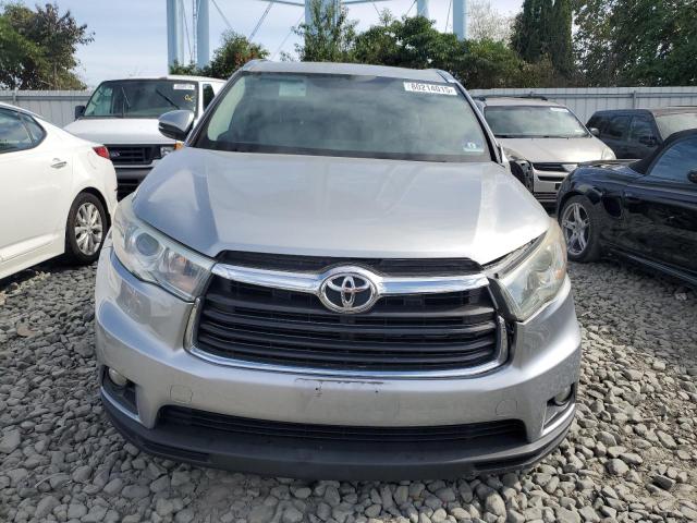 5TDJKRFHXGS247808 - 2016 TOYOTA HIGHLANDER XLE SILVER photo 5