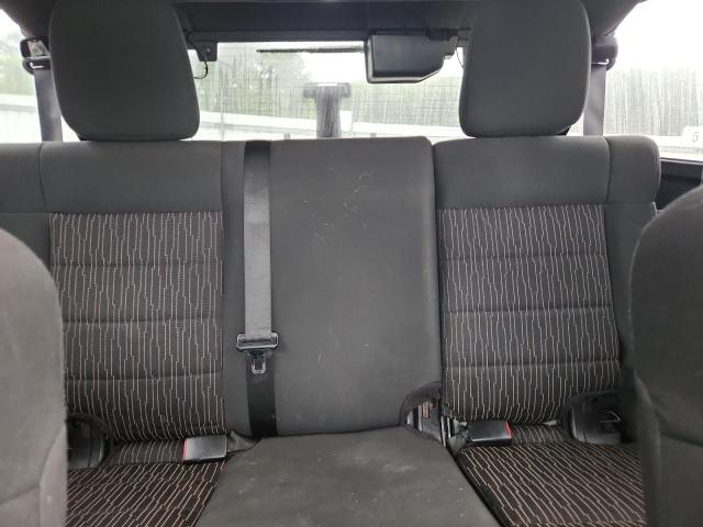 1J4HA5H10BL530149 - 2011 JEEP WRANGLER U SAHARA BLACK photo 10