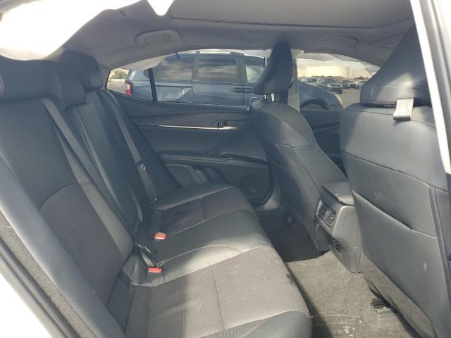 4T1DAACK6SU069476 - 2025 TOYOTA CAMRY XSE WHITE photo 10