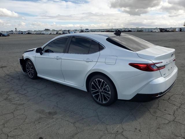 4T1DAACK6SU069476 - 2025 TOYOTA CAMRY XSE WHITE photo 2