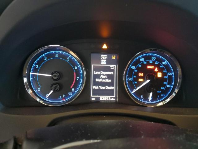 2T1BURHE8JC013085 - 2018 TOYOTA COROLLA L BLUE photo 9