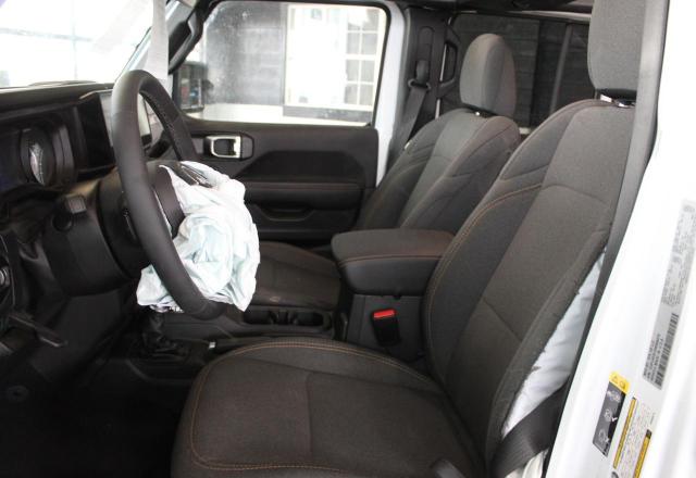 1C4PJXEN1SW606478 - 2025 JEEP WRANGLER SAHARA თეთრი ფოტო 9