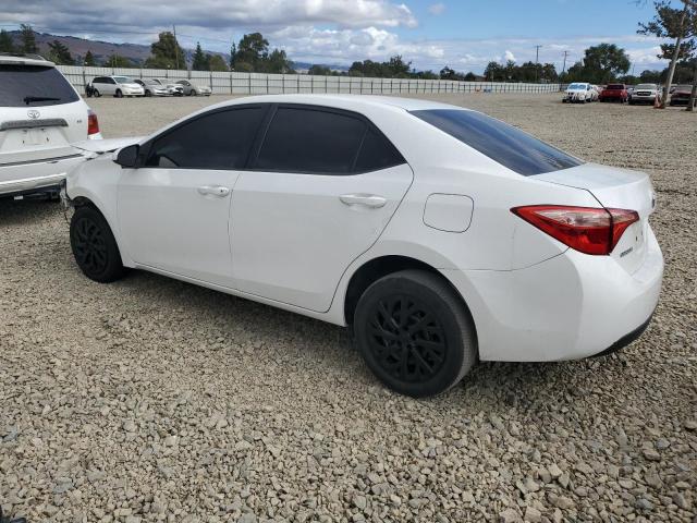 5YFBURHE8JP825499 - 2018 TOYOTA COROLLA L WHITE photo 2