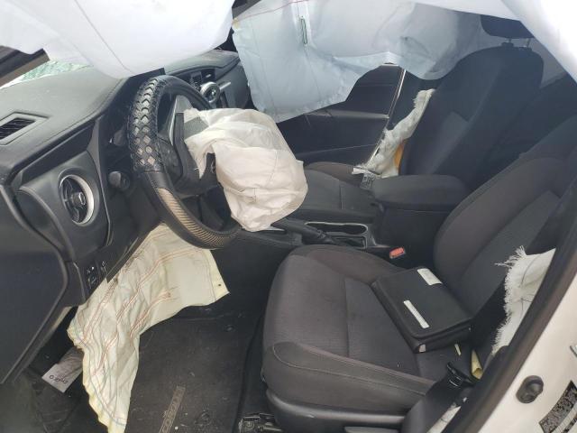 5YFBURHE8JP825499 - 2018 TOYOTA COROLLA L WHITE photo 7