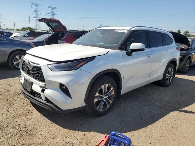 2021 TOYOTA HIGHLANDER XLE, 