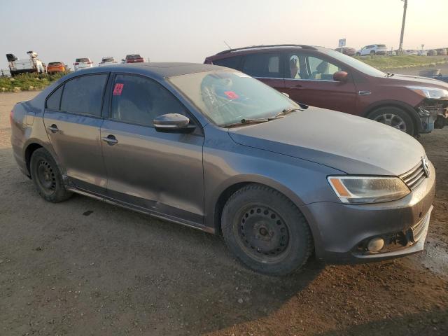 3VWDK7AJ3DM364117 - 2013 VOLKSWAGEN JETTA SE GRAY photo 4