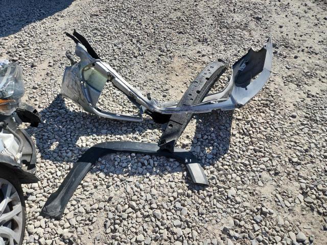 2T1BURHE7JC098713 - 2018 TOYOTA COROLLA L Silber Foto 12