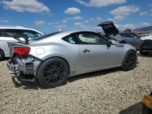 JF1ZNAA15D1728361 - 2013 TOYOTA SCION FR-S SILVER photo 3