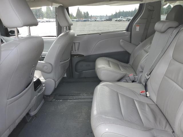 5TDYK3DC1FS605380 - 2015 TOYOTA SIENNA XLE 红色 照片 11