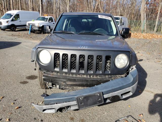 1J4NF1GB1BD201767 - 2011 JEEP PATRIOT SPORT GRAY photo 5