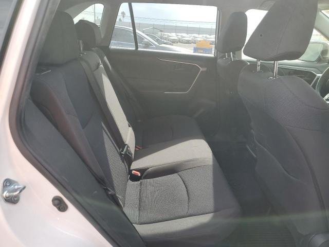 JTMLWRFV9LD547025 - 2020 TOYOTA RAV4 LE 白色 照片 11
