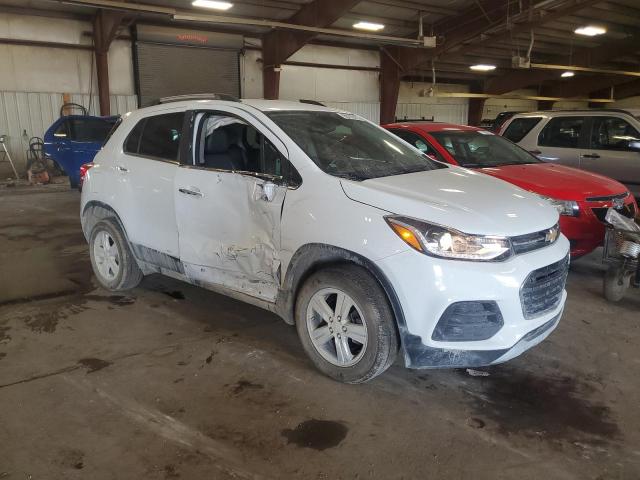 KL7CJPSB4KB807739 - 2019 CHEVROLET TRAX 1LT Ақ фото 4