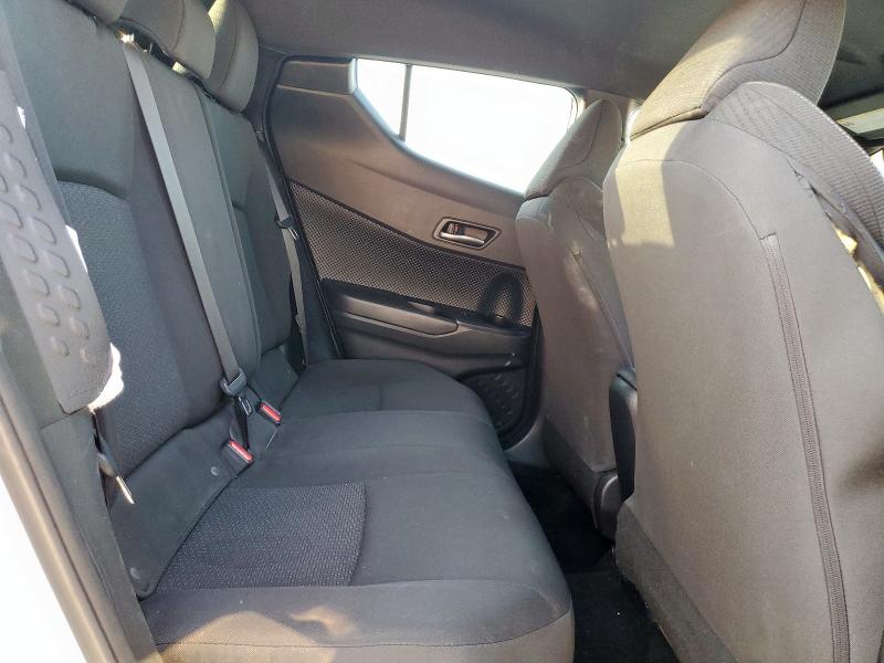 NMTKHMBX2KR090589 - 2019 TOYOTA C-HR XLE Blanco foto 10