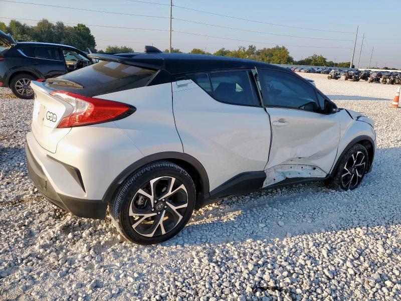 NMTKHMBX2KR090589 - 2019 TOYOTA C-HR XLE Blanco foto 3