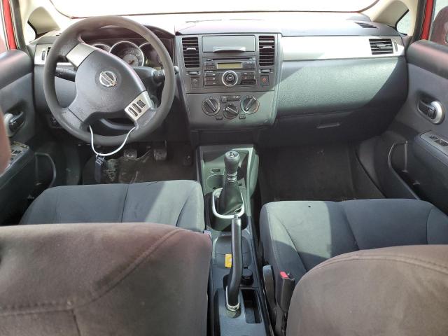 3N1BC13E79L489982 - 2009 NISSAN VERSA S RED photo 8