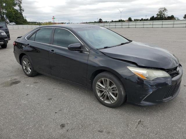 4T1BF1FK7GU132323 - 2016 TOYOTA CAMRY LE შავი ფოტო 4