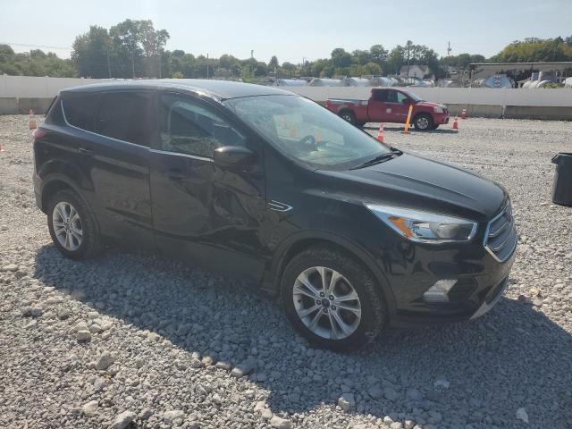 1FMCU0GD8HUE00768 - 2017 FORD ESCAPE SE BLACK photo 4