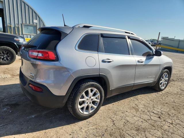 1C4PJLCB7HW669644 - 2017 JEEP CHEROKEE LATITUDE Silber Foto 3