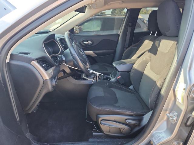 1C4PJLCB7HW669644 - 2017 JEEP CHEROKEE LATITUDE Silber Foto 7